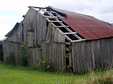 An old barn in the Little Ozarks