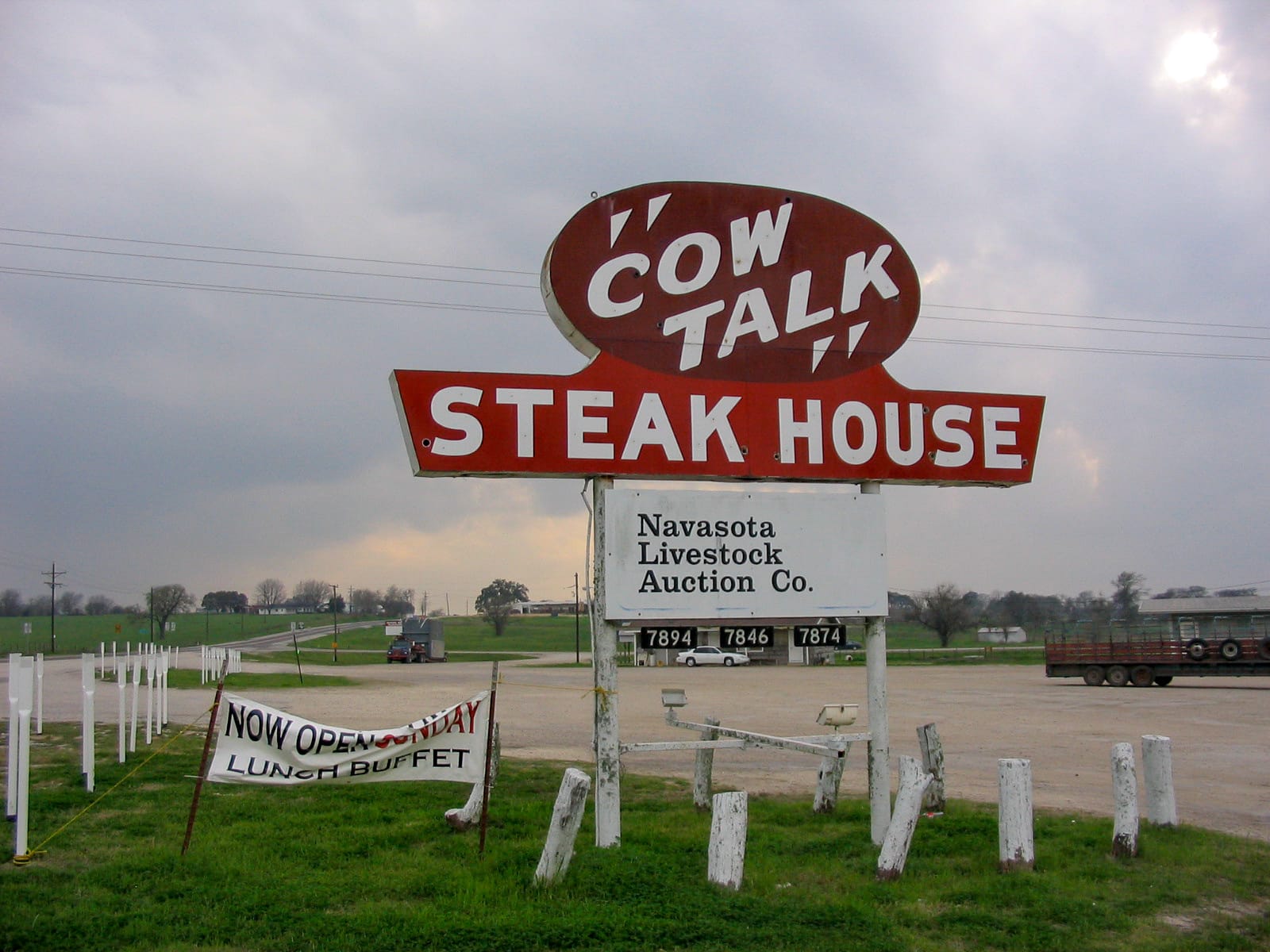 Steaks and auctions are what these folks live for
